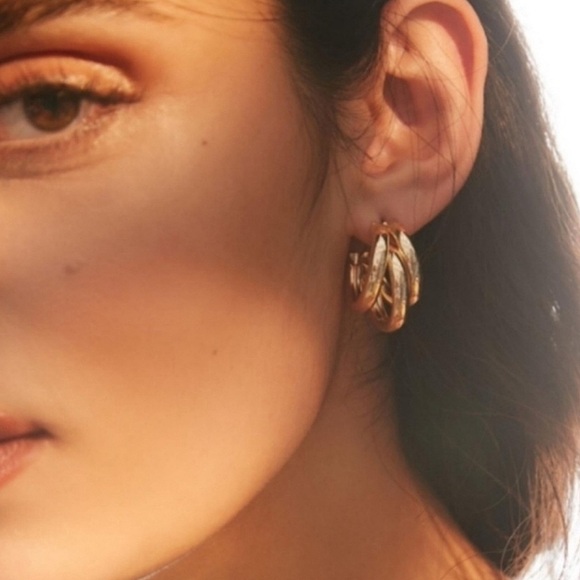 Alex 18k Triple Ring Hoop Gold Earrings - Picture 1 of 4